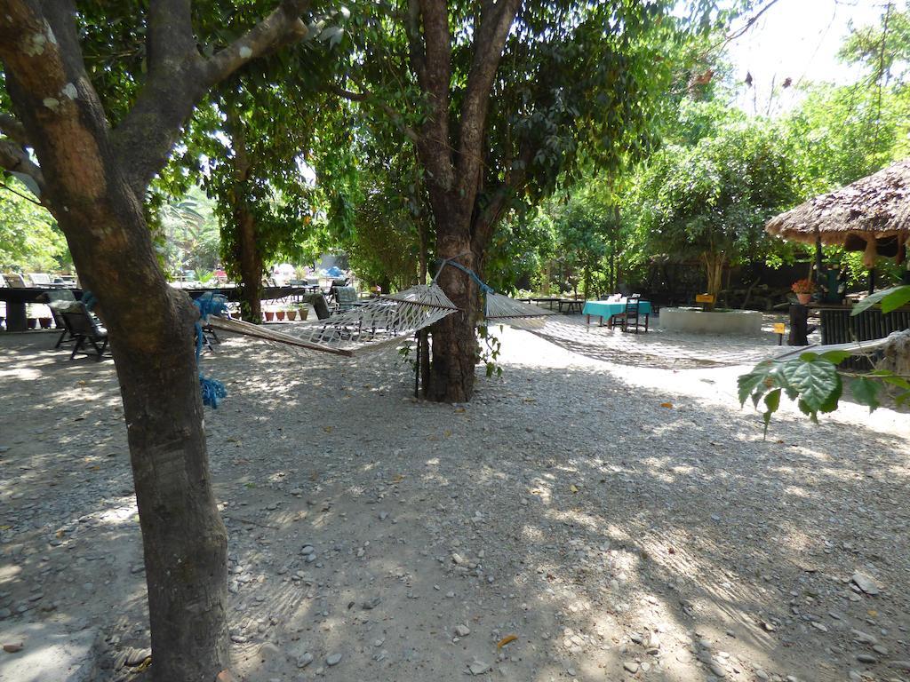 Chitwan Gaida Lodge Саураха Экстерьер фото