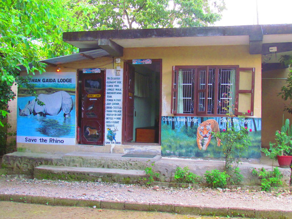 Chitwan Gaida Lodge Саураха Экстерьер фото