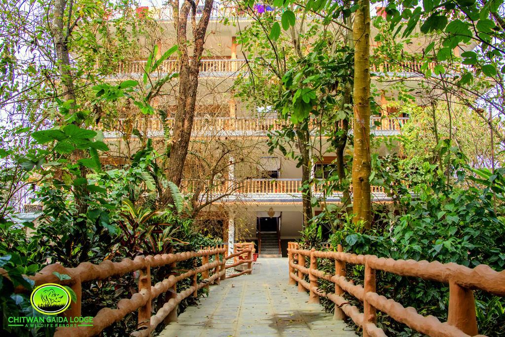 Chitwan Gaida Lodge Саураха Экстерьер фото